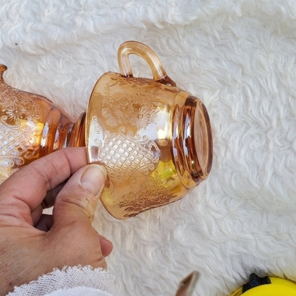 Vintage carival glass‎ sugar & creamer set - Picture 4 of 5